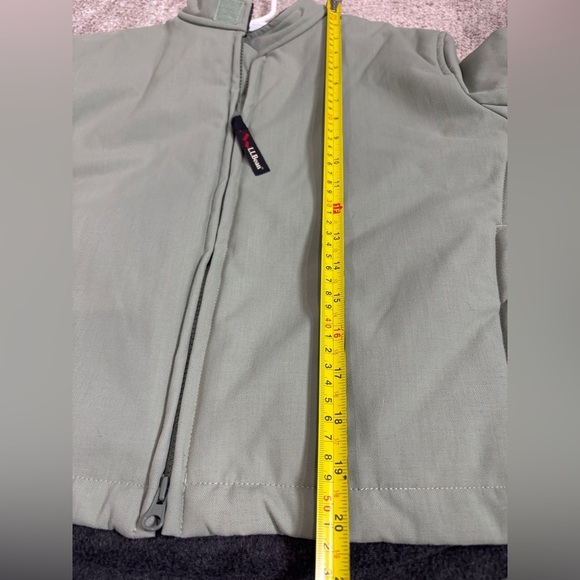 L.L. Bean Canvas Light Sage Green fleece lined women’s small cropped - Picture 6 of 14